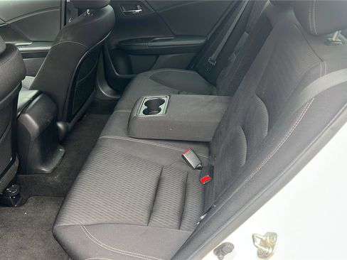 Used 2014 Honda Accord Sport image 14