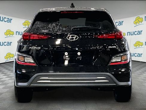 Used 2023 Hyundai Kona SEL w/ Cargo Package FWD image 5