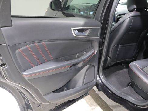 Used 2024 Ford Edge ST-Line AWD/4WD image 18