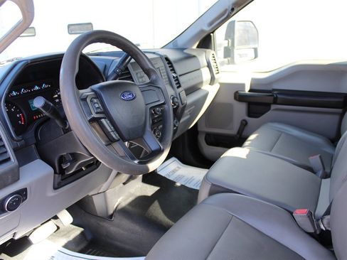 Used 2017 Ford F250 XL w/ XL Value Package image 6