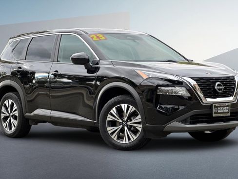 Certified 2023 Nissan Rogue SV image 2