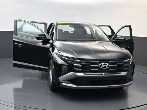 Used 2026 Hyundai Tucson SE FWD image 30