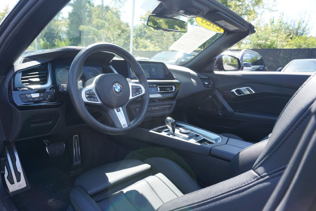 Used 2026 BMW Z4 sDrive30i RWD image 15