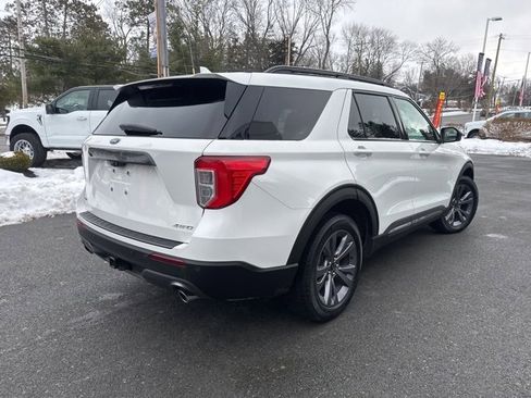 Used 2021 Ford Explorer XLT w/ Equipment Group 202A image 6