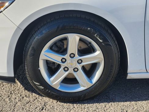 Used 2022 Chevrolet Malibu LS FWD image 22
