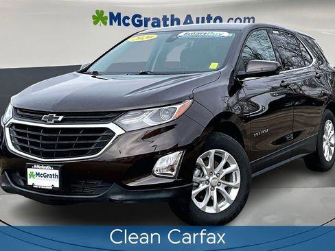 Used 2020 Chevrolet Equinox LT w/ Driver Convenience Package image 3