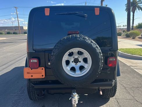 Used 2003 Jeep Wrangler Sahara image 3