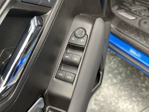 Certified 2024 Chevrolet Colorado Z71 w/ Z71 Convenience Package 2 image 9