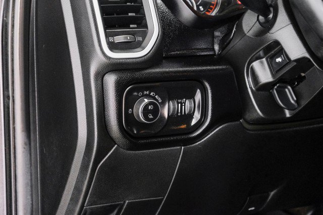 Used 2020 RAM 3500 Big Horn w/ Level 1 Equipment Group AWD/4WD image 31