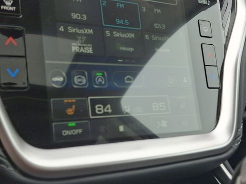 Certified 2025 Subaru Outback Limited AWD/4WD image 16