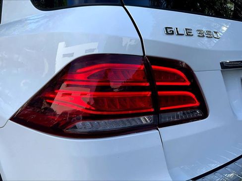 Used 2018 Mercedes-Benz GLE 350 4MATIC image 29