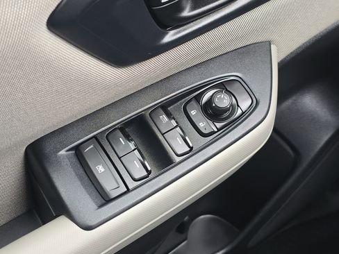 Certified 2025 Subaru Forester image 25