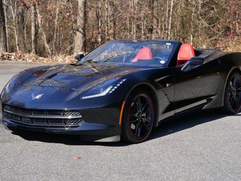 Used 2019 Chevrolet Corvette Stingray Convertible w/ 1LT image 6