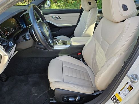 Certified 2022 BMW 330i xDrive Sedan w/ Premium Package 2 image 8