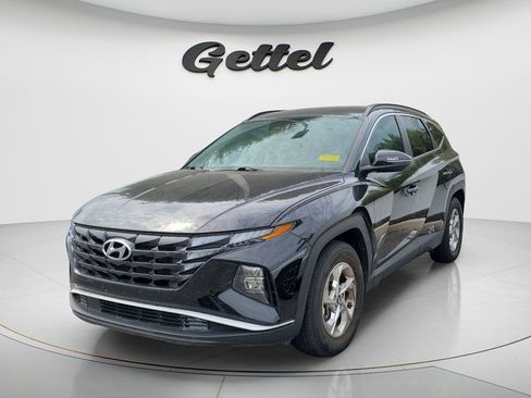 Used 2023 Hyundai Tucson SEL FWD image 2