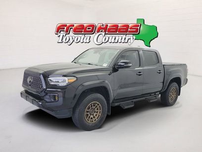 Used 2021 Toyota Tacoma Limited w/ Nightshade Package