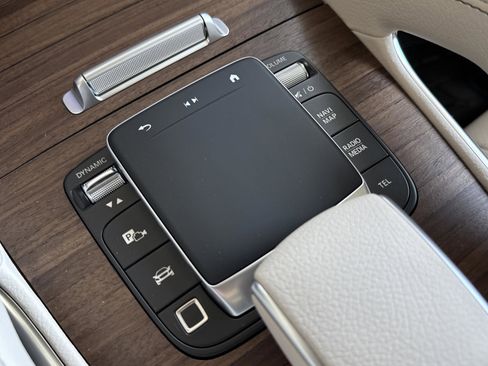 New 2026 Mercedes-Benz GLE 450 GLE 450 image 57