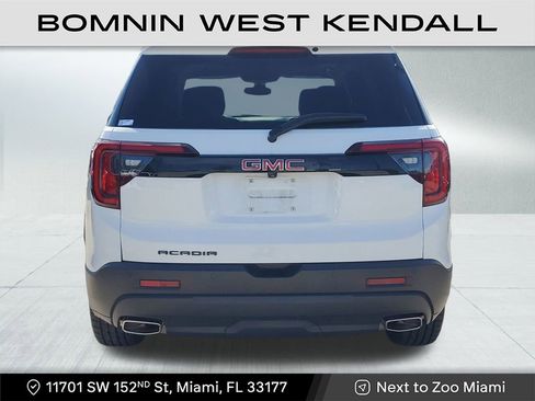 Used 2022 GMC Acadia SLE w/ Driver Convenience Package image 6