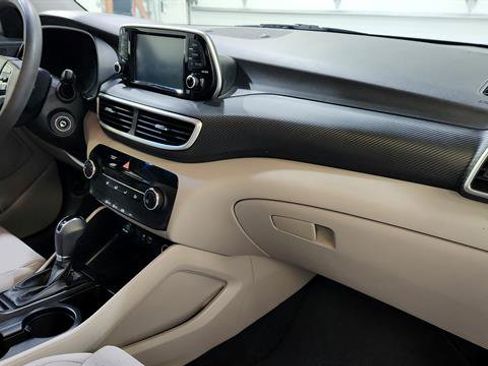 Used 2019 Hyundai Tucson SE image 22