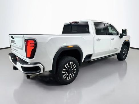 Used 2024 GMC Sierra 2500 Denali Ultimate w/ Max Trailering Package AWD/4WD image 7