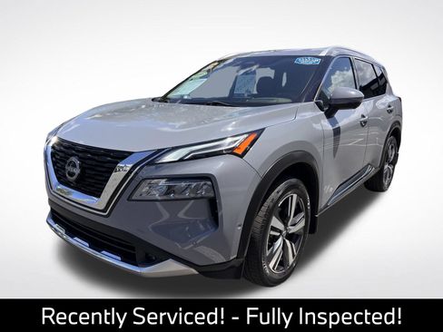 Used 2023 Nissan Rogue Platinum w/ Platinum Premium Package FWD image 3