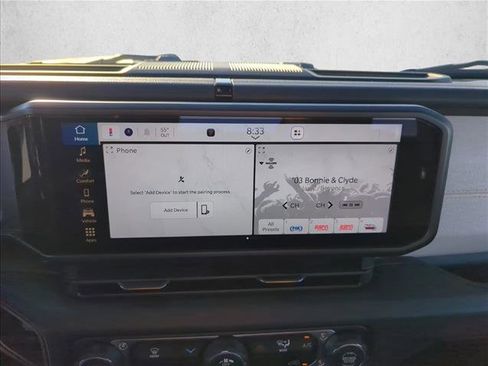 Used 2025 Jeep Wrangler Sport image 17