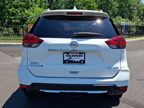 Used 2020 Nissan Rogue SV AWD/4WD image 6