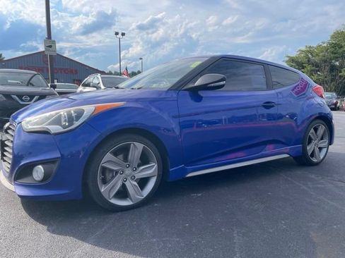 Used 2013 Hyundai Veloster Turbo FWD image 4