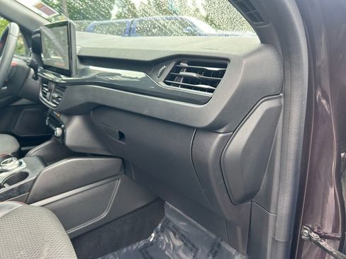 Used 2023 Ford Escape ST-Line w/ Tech Pack #1 AWD/4WD image 27