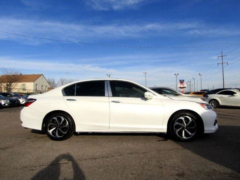 Used 2016 Honda Accord EX-L image 7