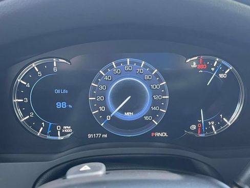 Used 2020 Cadillac Escalade Luxury w/ Escalade Sport Edition AWD/4WD image 39