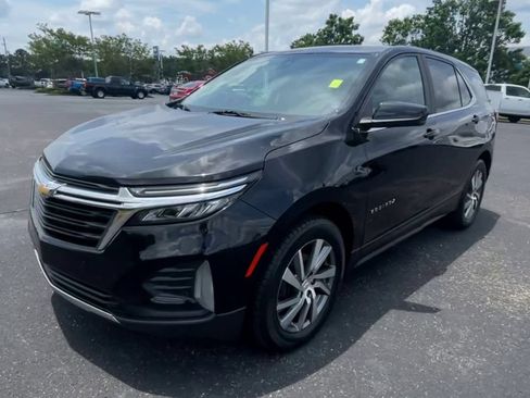 Used 2023 Chevrolet Equinox LT FWD image 4