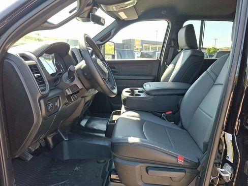 New 2026 RAM 2500 Tradesman AWD/4WD image 7