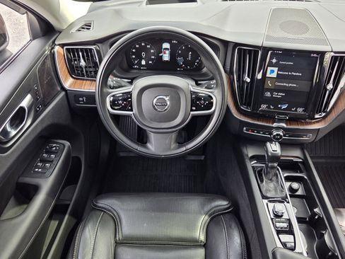 Used 2020 Volvo XC60 T6 Inscription w/ Protection Package Premier AWD/4WD image 11