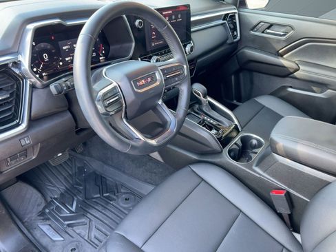 Certified 2025 GMC Canyon Elevation w/ Convenience Package image 4