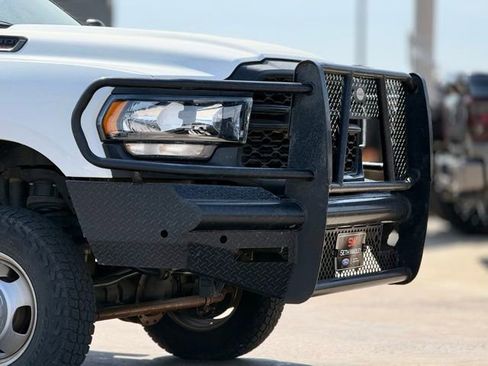 Used 2023 RAM 3500 Tradesman image 9