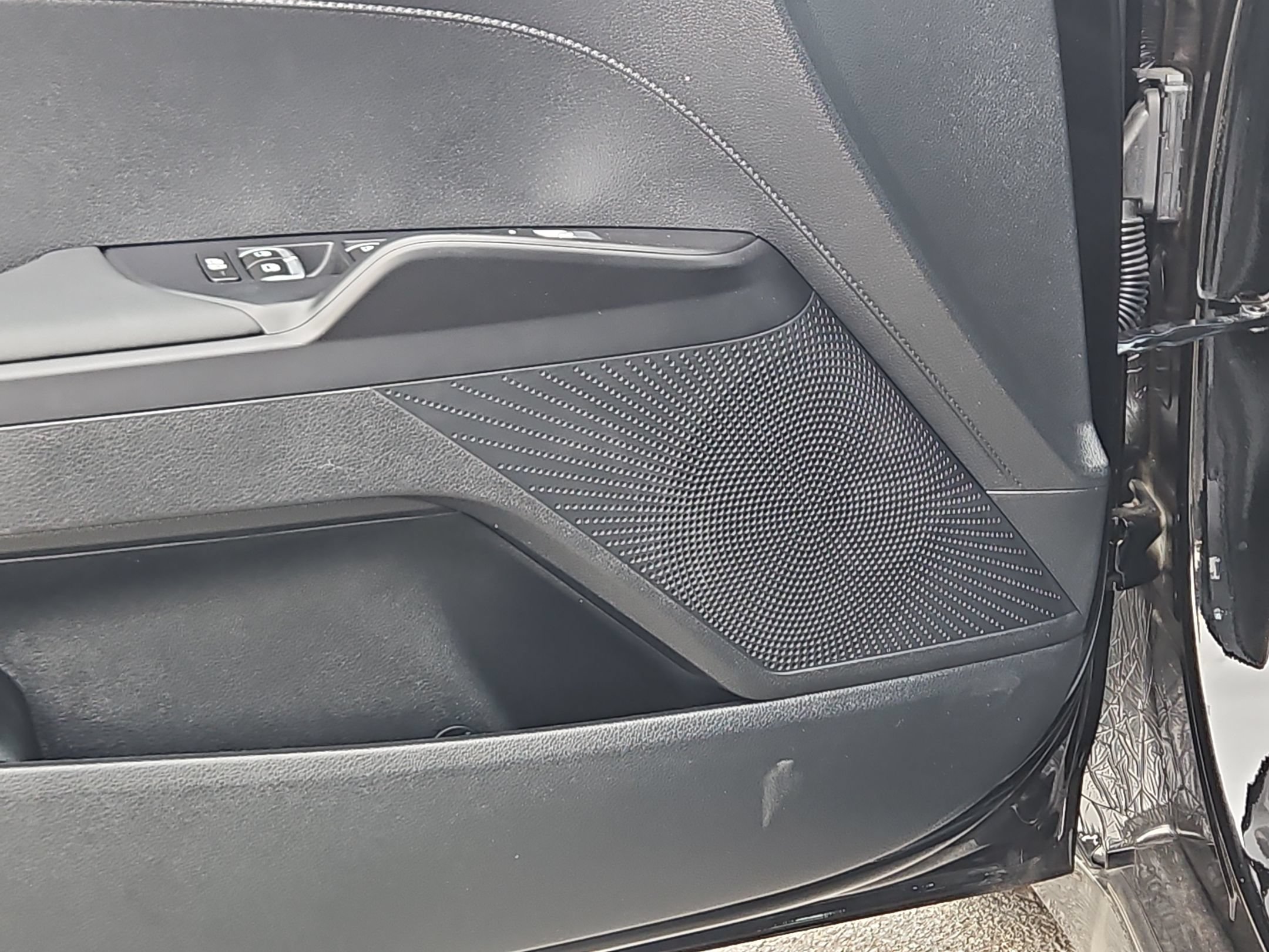 New 2026 Kia K5 LXS FWD image 17
