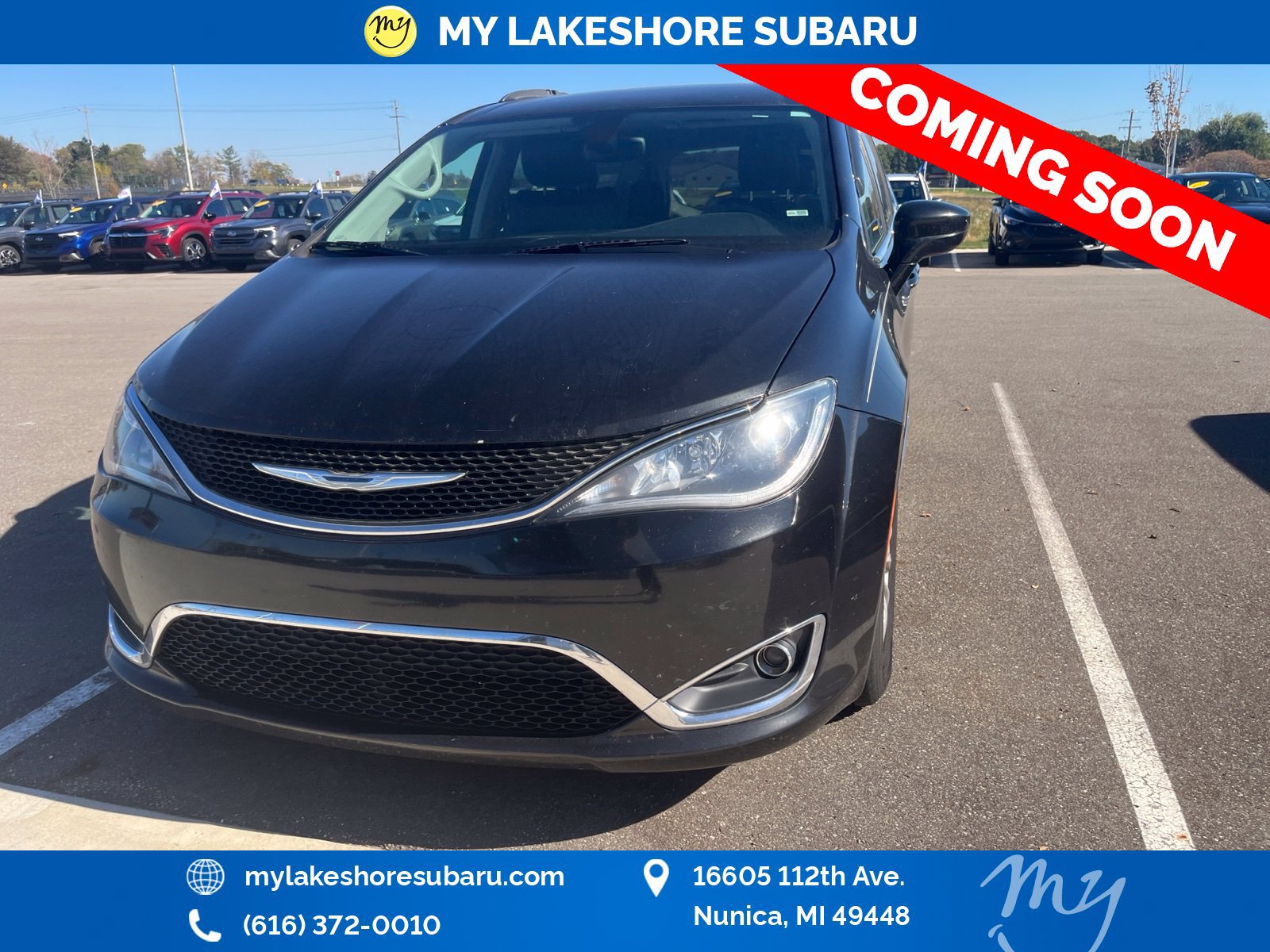 Used 2018 Chrysler Pacifica Touring-L FWD image 3