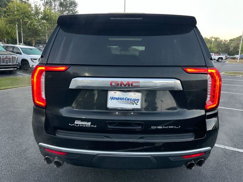 Used 2023 GMC Yukon XL Denali image 8