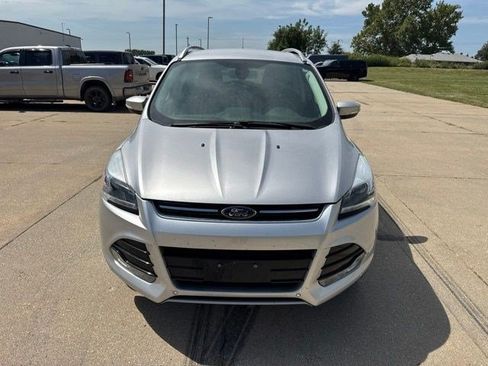 Used 2016 Ford Escape Titanium w/ Equipment Group 301A FWD image 2