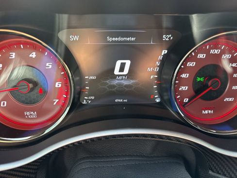 Used 2022 Dodge Charger SRT Hellcat w/ Carbon/Suede Interior Package image 23