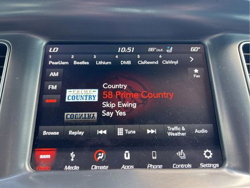 Used 2019 Dodge Charger Scat Pack w/ Plus Group RWD image 28