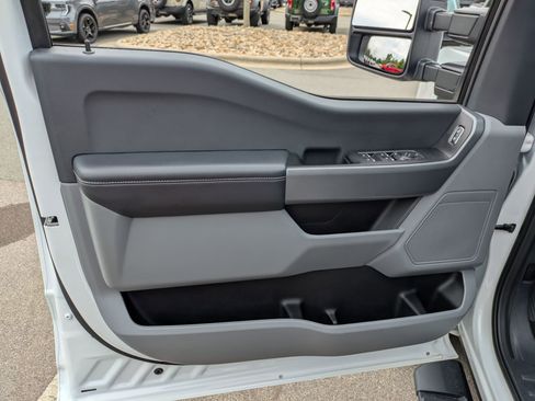 Certified 2024 Ford F250 XL w/ STX Appearance Package AWD/4WD image 16