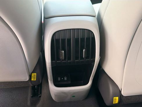 New 2026 Hyundai Kona Limited FWD image 27