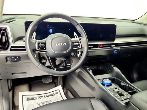 Used 2025 Kia Sorento EX AWD/4WD image 12