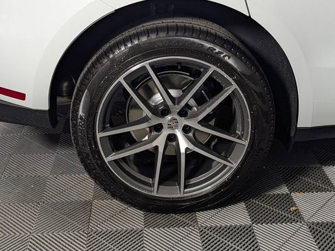 New 2026 Porsche Macan image 13