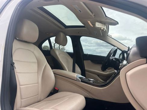Used 2019 Mercedes-Benz C 300 4MATIC Sedan image 12