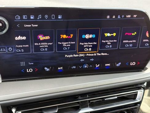 Used 2024 Chevrolet Traverse LT w/ LPO, Floor Liner Package image 29