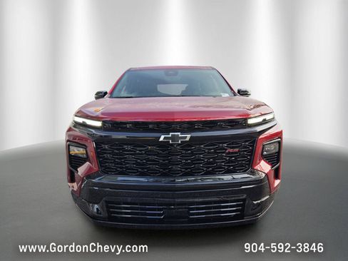 New 2026 Chevrolet Traverse RS w/ LPO, Floor Liner Package FWD image 11