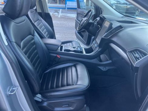 Used 2023 Ford Edge SEL image 16